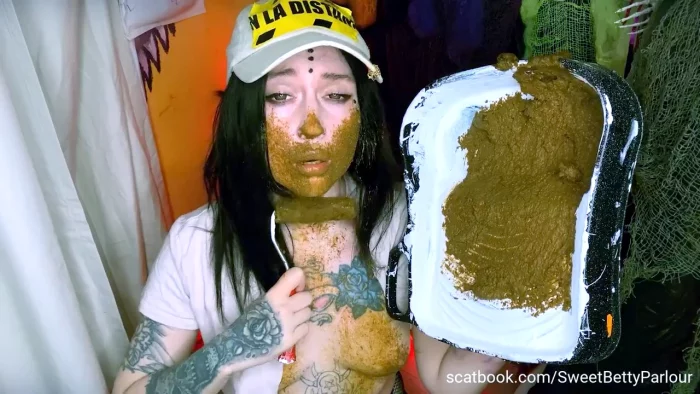 It's Done. Oh! - SWEET BETTY PARLOUR - MP4