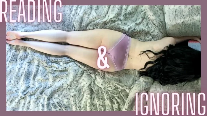 Reading & Ignoring You While You Jerk Off - THE TINY FEET TREAT - MP4