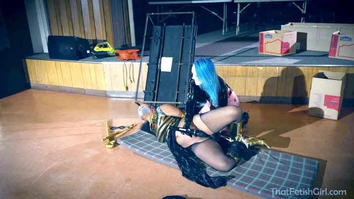 Izzabella Robbins, Nate Liquor In Scene: Enforced Justice: Blink Of An Eye Episode One - THAT FETISH GIRL - MP4