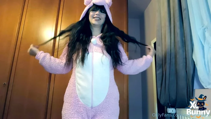 4th Day Of Halloween Pink Gassy Unicorns Farting Rainbows - XO BUNNY / XOBUNNYXXX - MP4