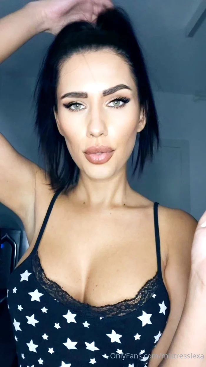 What Is A Smoking Fetish Explained - MISTRESS LEXA - MP4